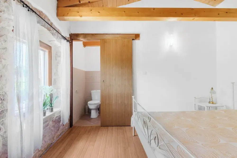 Holiday House with Private Pool Villa Ladybug