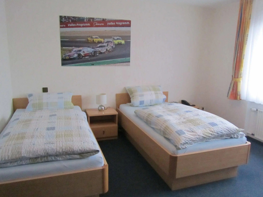 Hotel zur Burg Nürburg Large car park