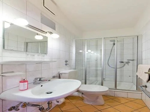 Gasthof Hotel "Zur Insel"