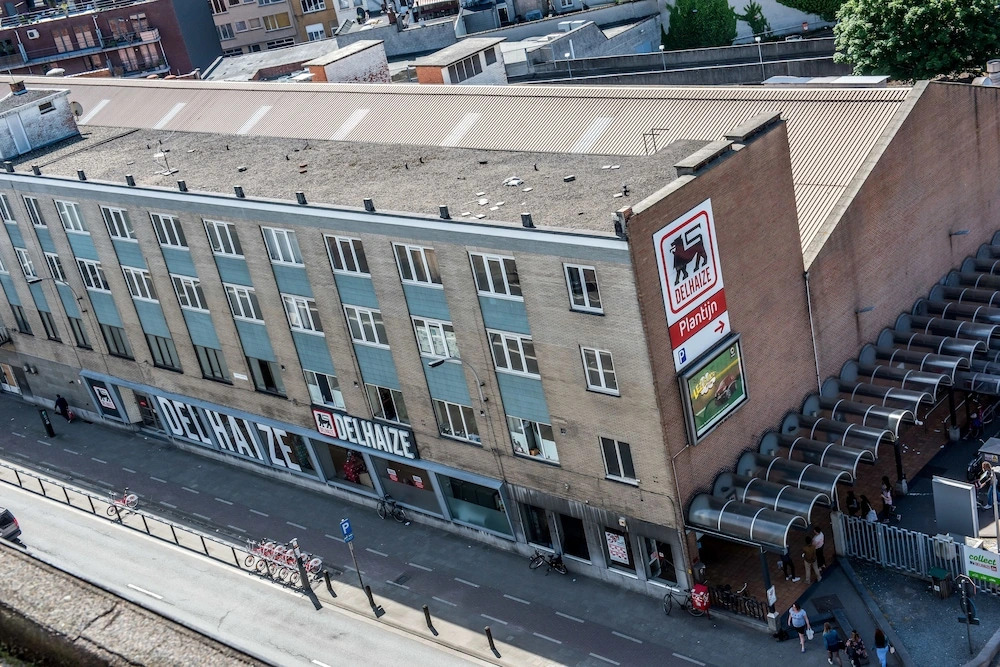 Arass Hotel