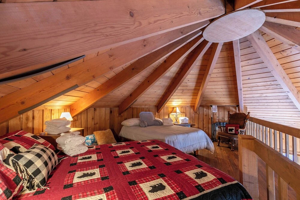Vista 360 - Roundhouse With Views, AC, 1mi From Beech Ski