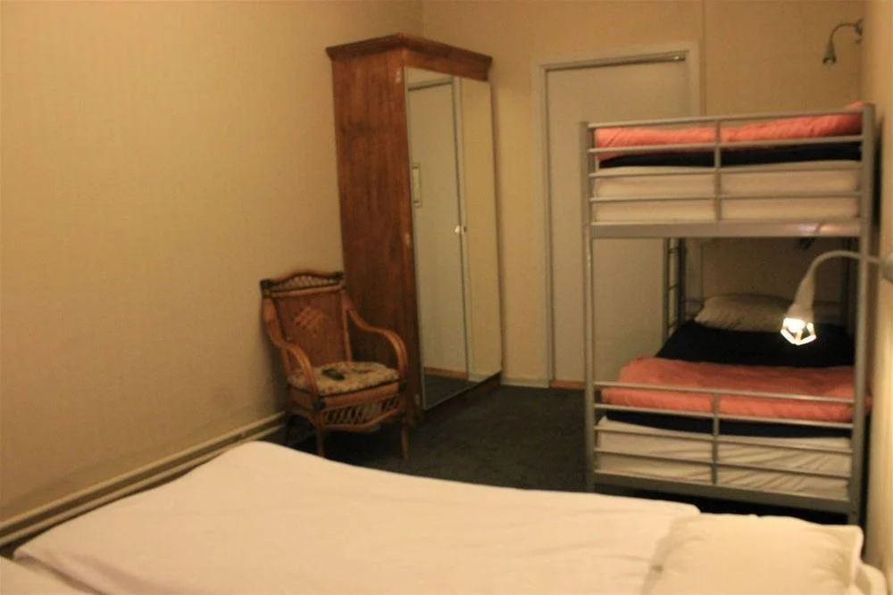 Colonial Hotel