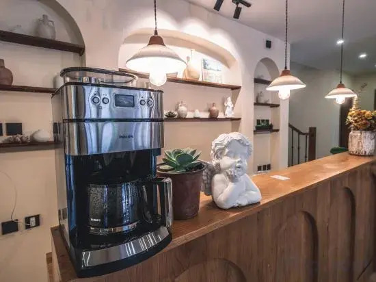 White Bird Field B&B (Jiu Shan Shan)