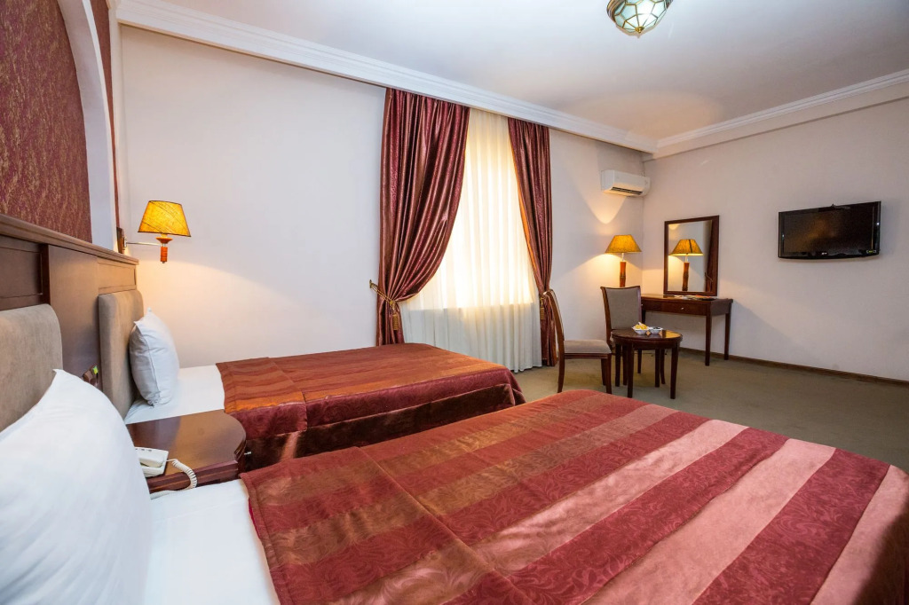 Avicenna Hotel