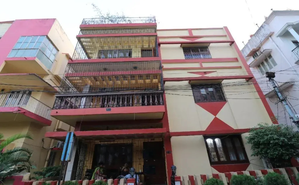 Holiday Club By OYO Rooms