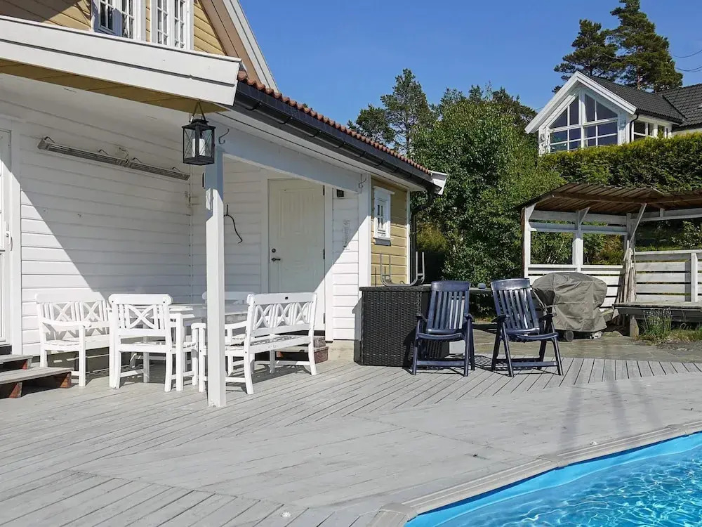 10 Person Holiday Home in Kongshavn