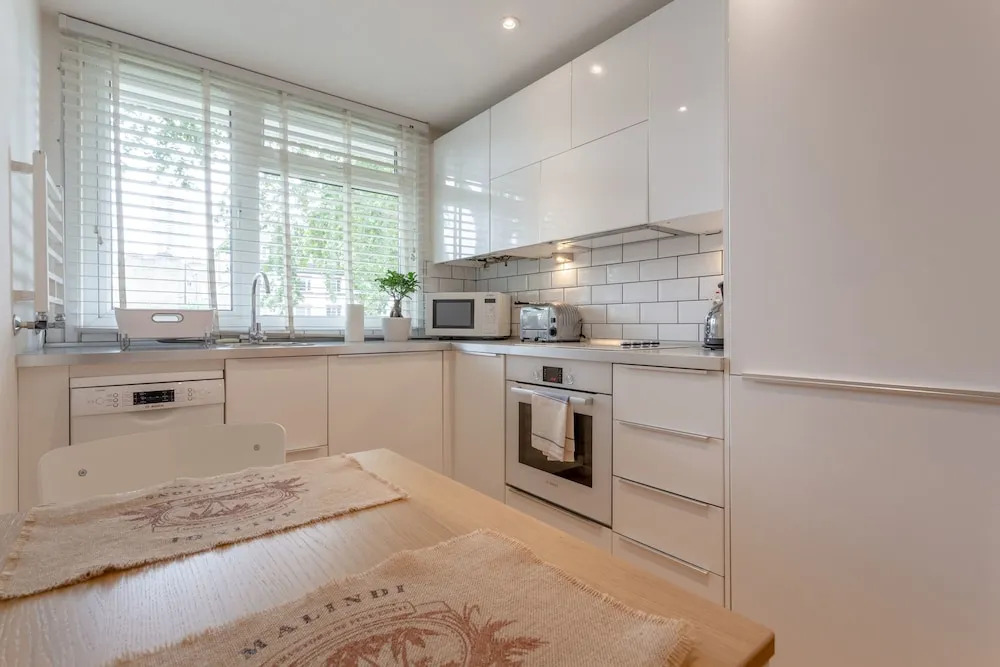 1 Bedroom Apartment Near South Bank