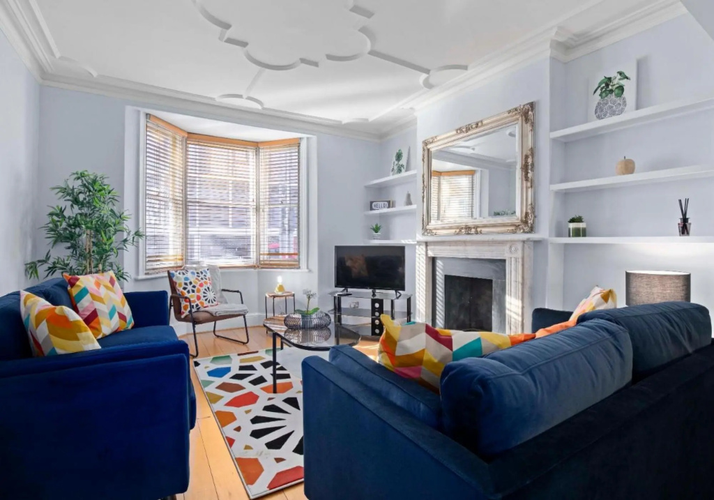 The Townhouse By My Getaways Free Parking