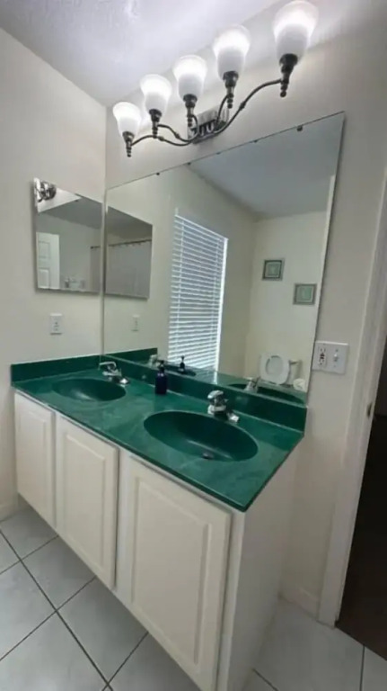 South Facing W/ Private Pool & Spa