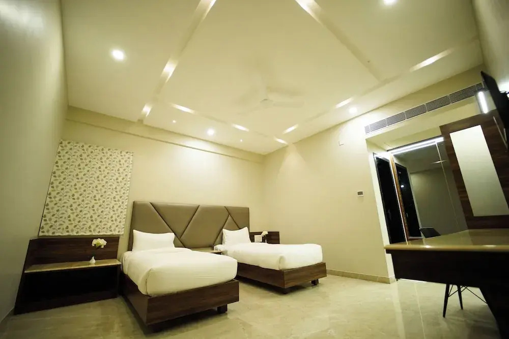 Sunshine Serviced Apartments