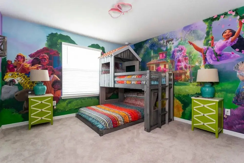 New Fun Family Getaway - Super Cute Home