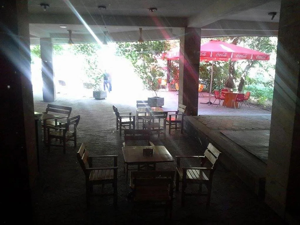 Hotel Gladzor