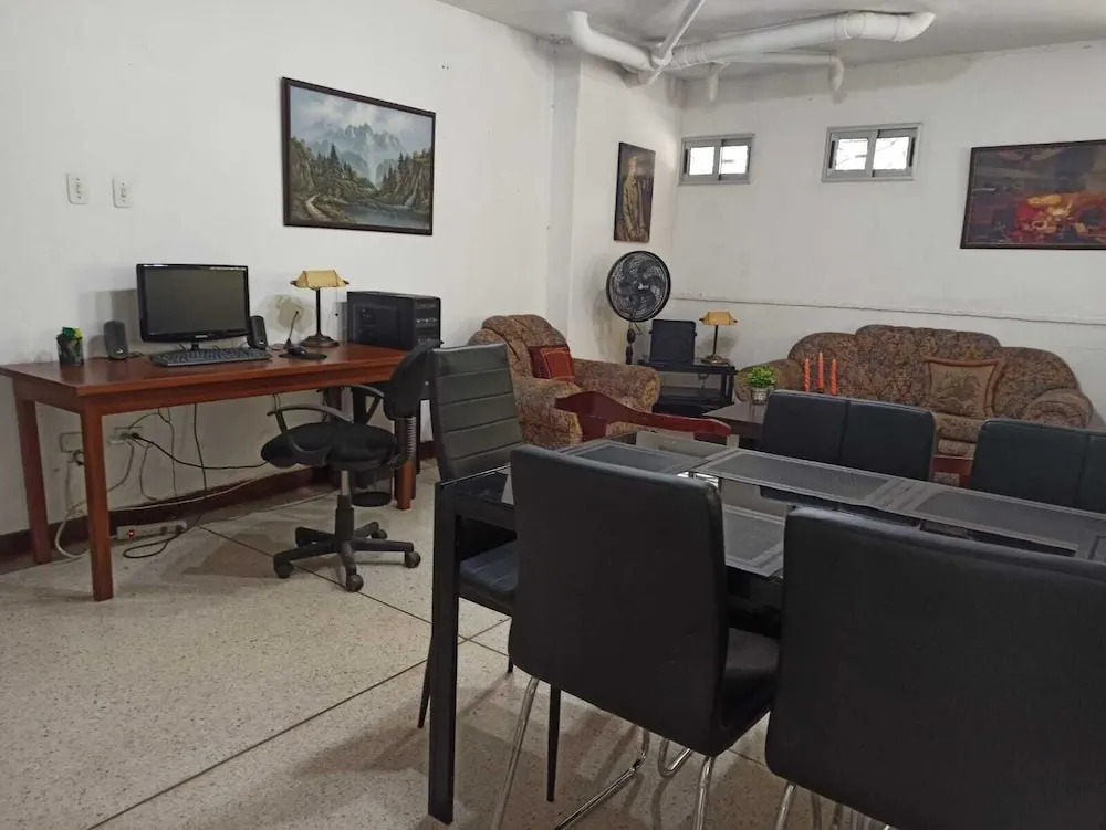 201 Apartamento Completo Rers en Versalles 3 Habitaciones - Cali Tower Suites & Lofts