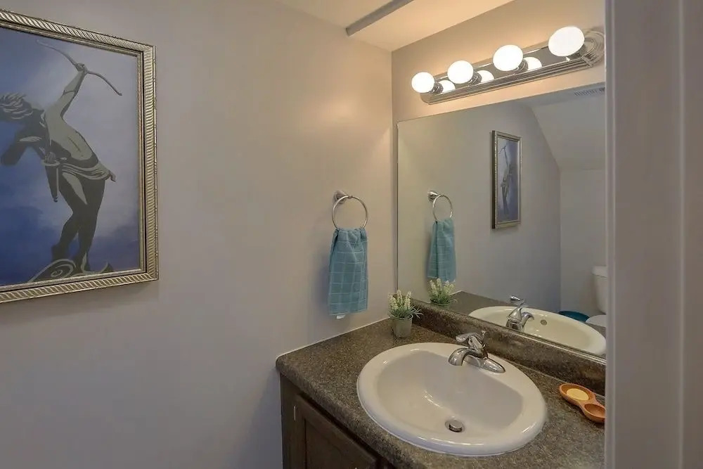 1228 Creekside Serenade