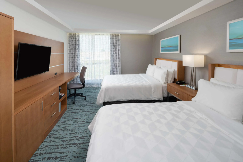 DoubleTree by Hilton Miami North I-95