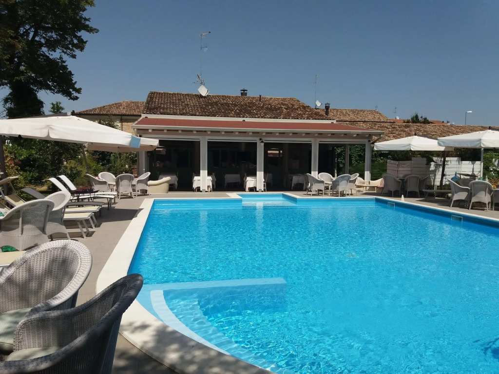 Relais Villa Roncuzzi