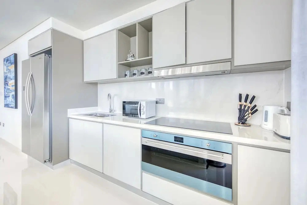 Lux BnB 1BD I SunRise Bay I Palm & Sea View