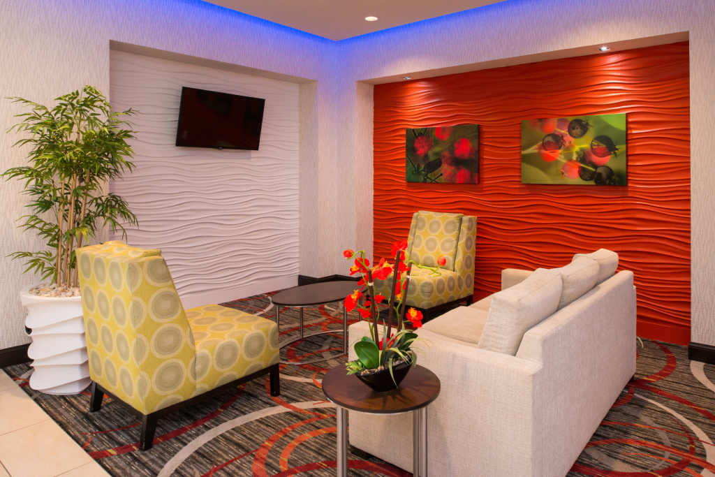 Holiday Inn Express & Suites Monroe by IHG