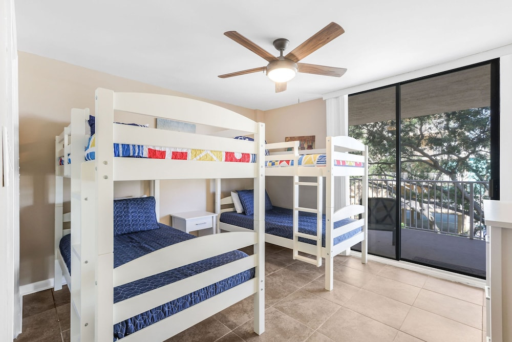 Compass Point 201 Pet-friendly for fee Boat Ramp