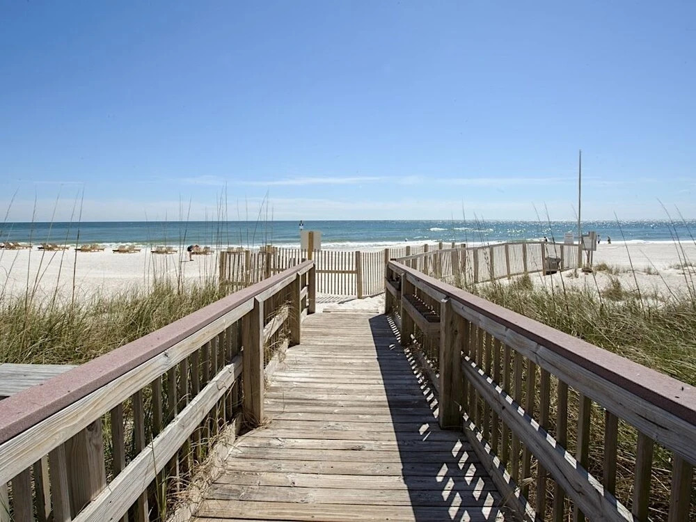 931 W Beach Blvd Condo by RedAwning