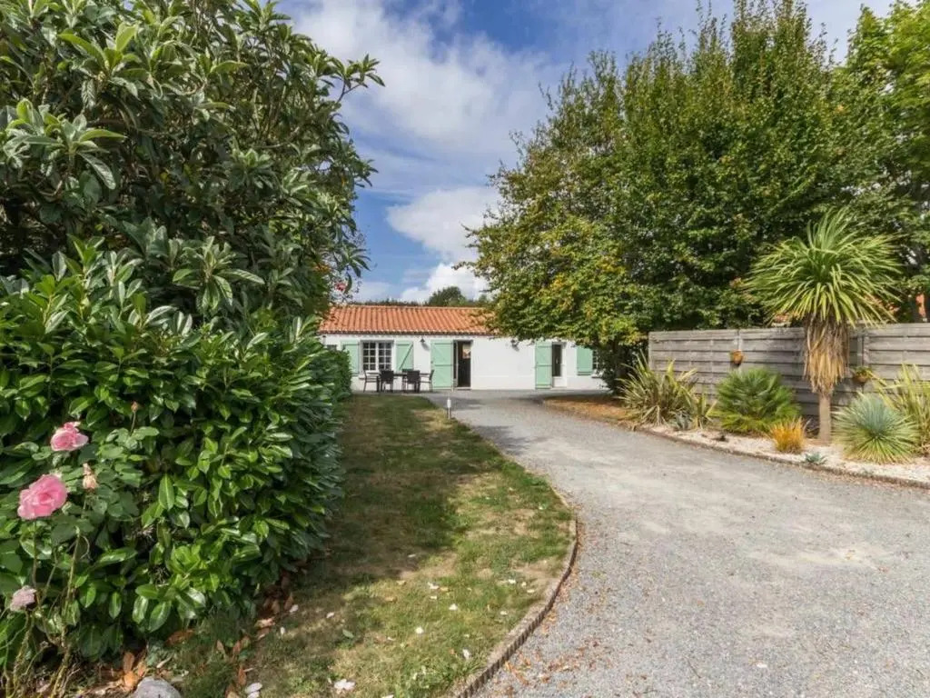 Ferme rénovée avec jardin clos, proche plages, Pornic et Nantes - vélos, terrain de pétanque, équipements bébé - FR-1-306-825