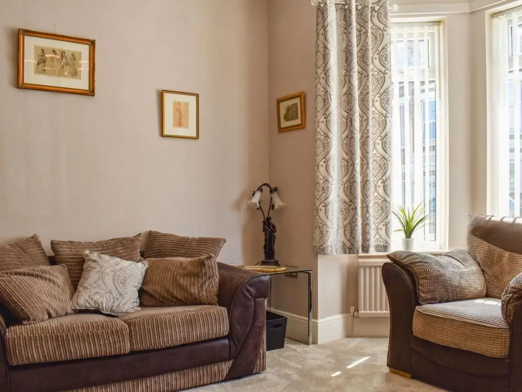 Wonderful 2 bedroom terrace house