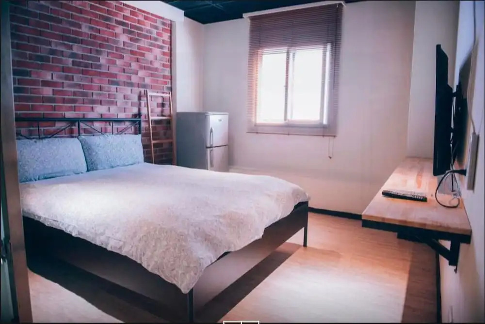 Zhongshan 19