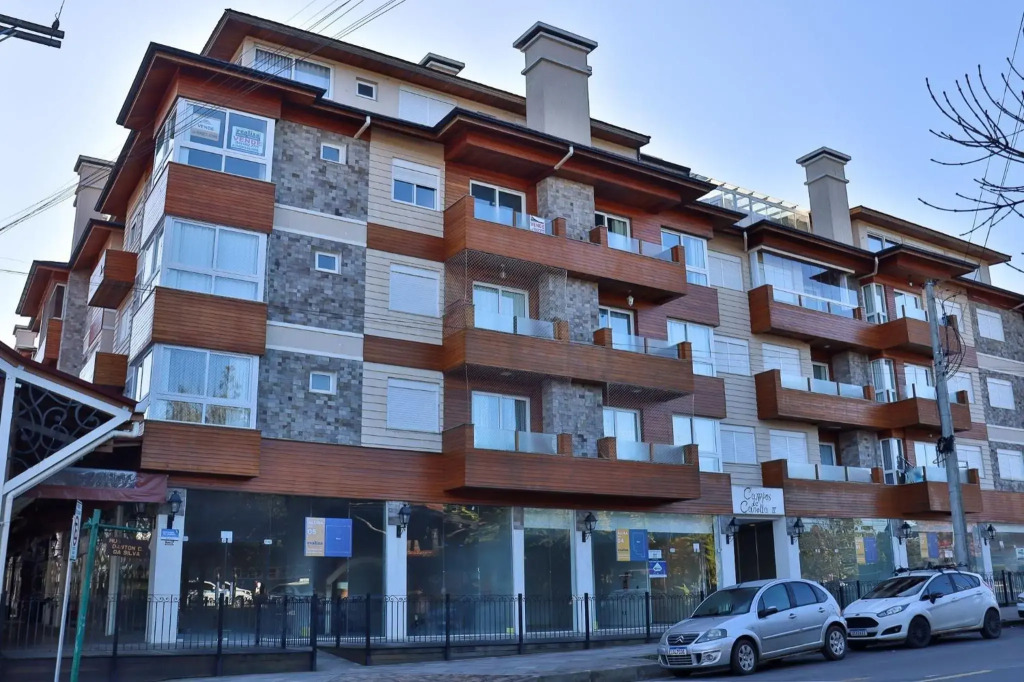 LOCAR-IN CANELA Apartamento Junto a Rua Coberta Amplo para 9 pessoas