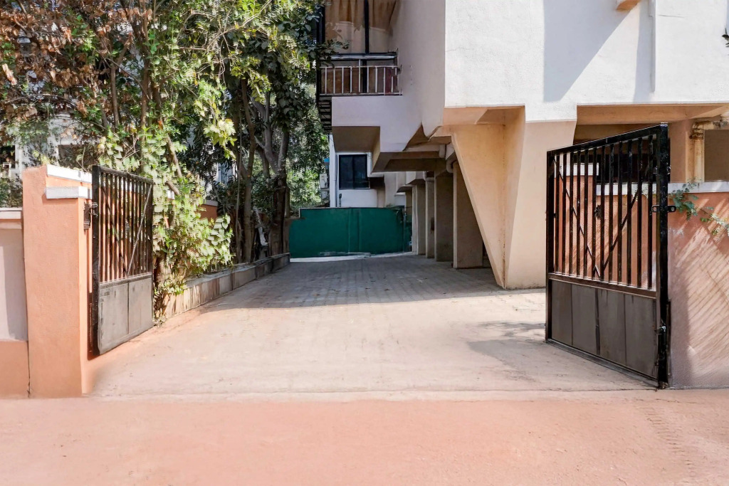 Collection O Veerbhadra Nagar Baner
