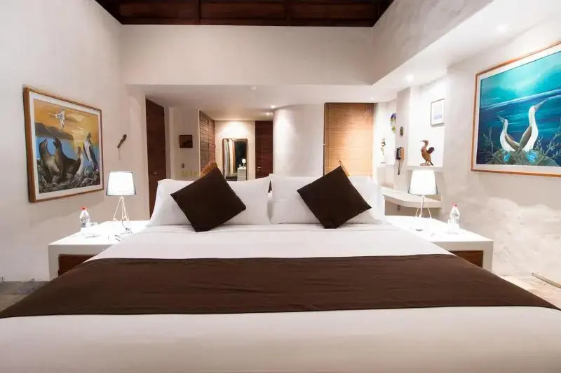 Villa Escalesia Galápagos Waterfront Hotel
