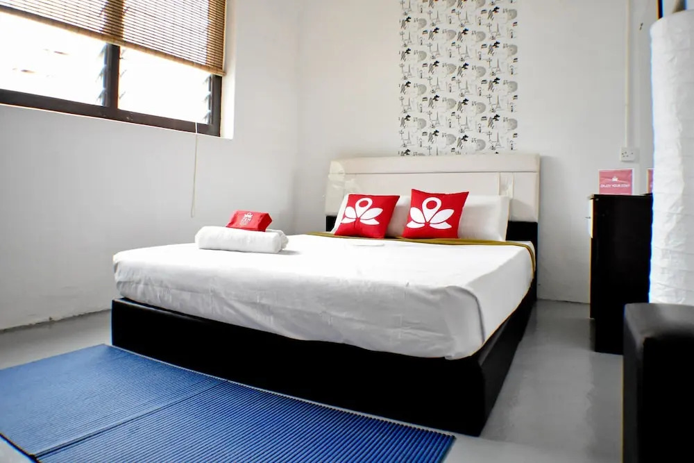 ZEN Rooms Carnarvon Street