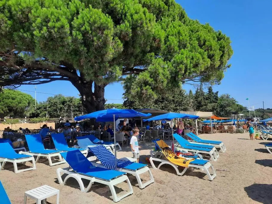 Villa 130m2, near St-Tropez, direct beach access