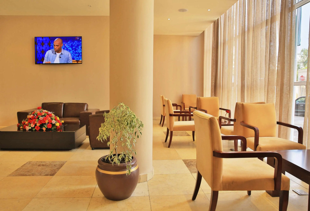 Magnolia Hotel & Conference Center