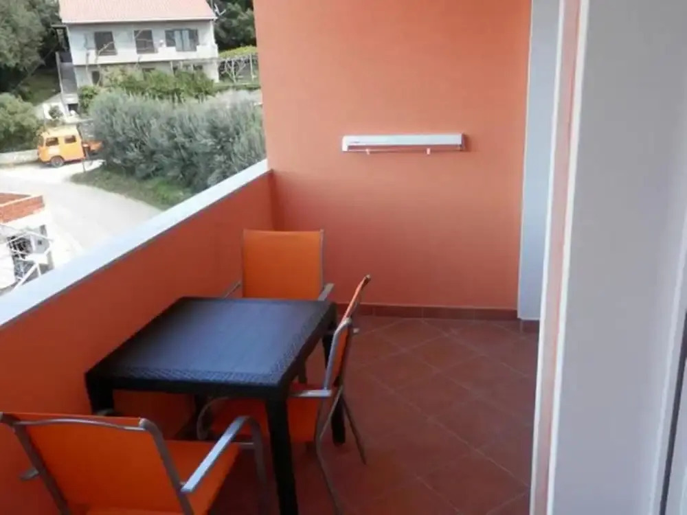 Apartments St Rialto - One Bedroom Apartment With Balcony and Sea View