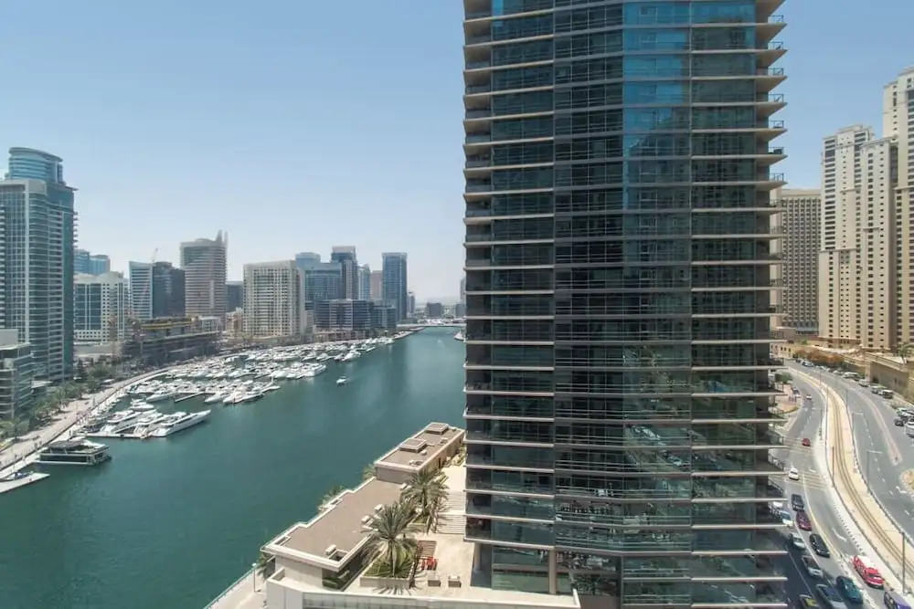 Ideal Apt in Marina, Steps Away From the Beach!