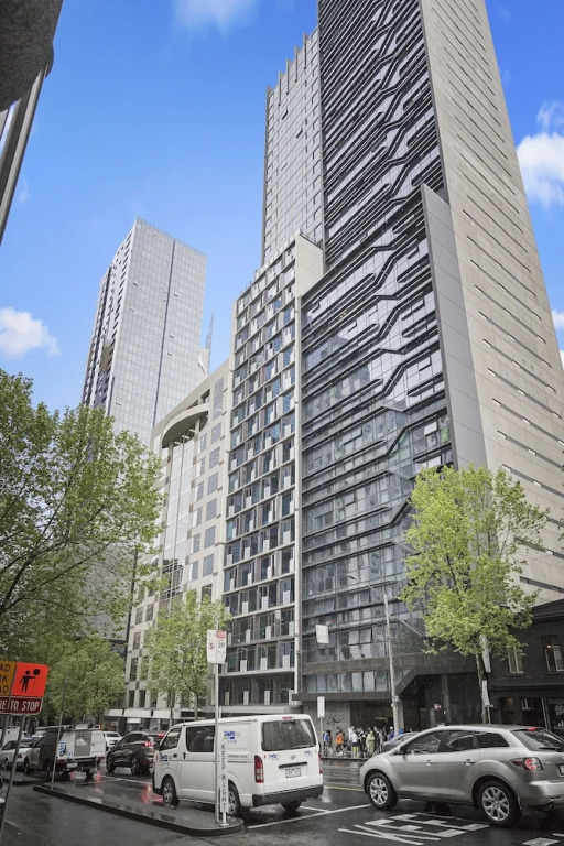 DreamHost Apartments at Carlson View