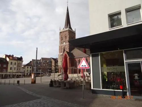 h4 Hotel Markt 27
