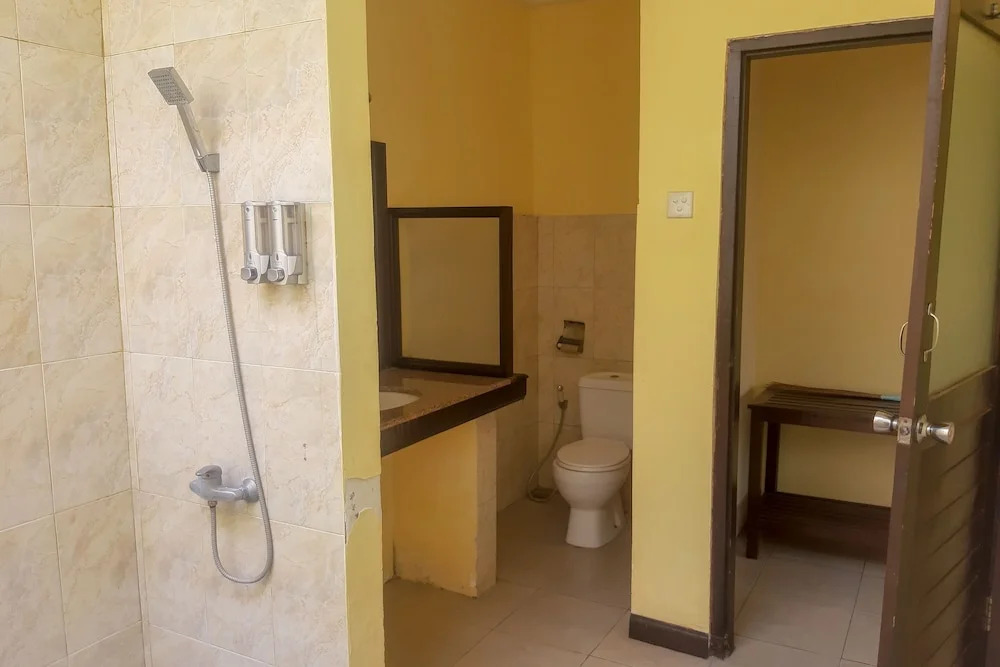 Oyo 3070 Villa Lovina Eco Lodge