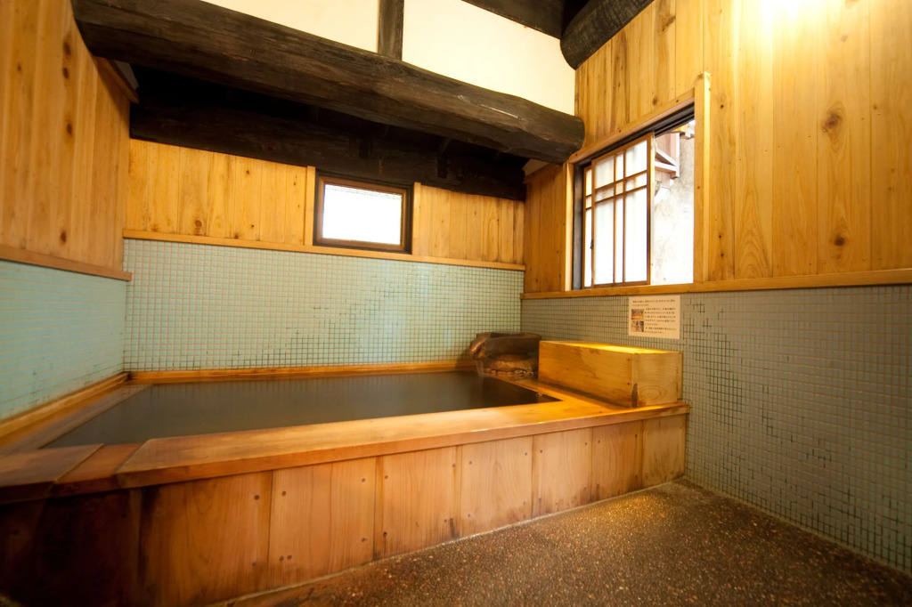 Hatago Kayausagi