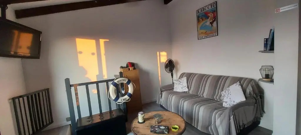 Porticcio Appartement 6 personnes terrasse avec vue imprenable Golfe d'Ajaccio et plage 800m