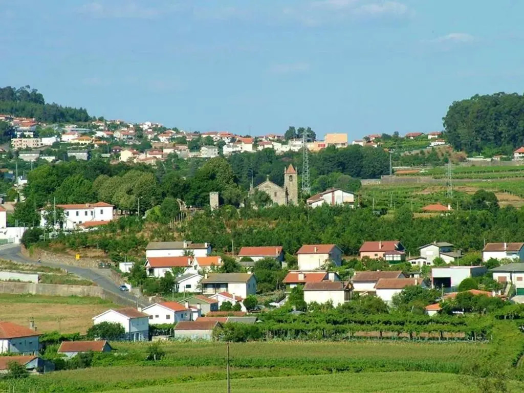Charming House in Requião with Shared Pool
