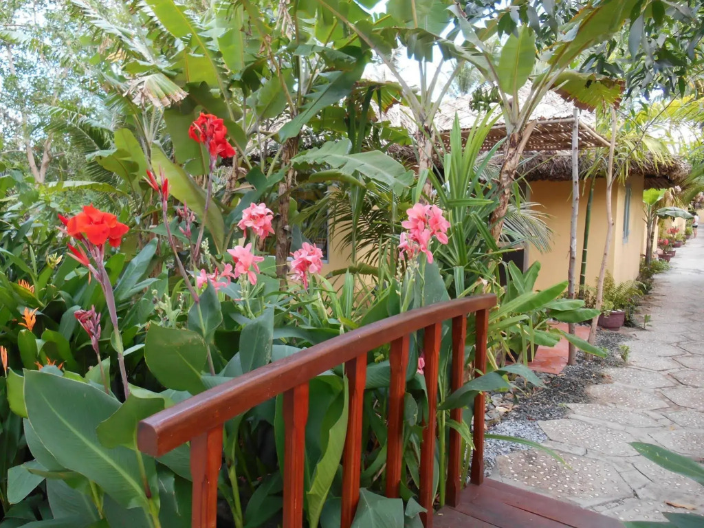 Thuy - Gunter Garden Bungalow