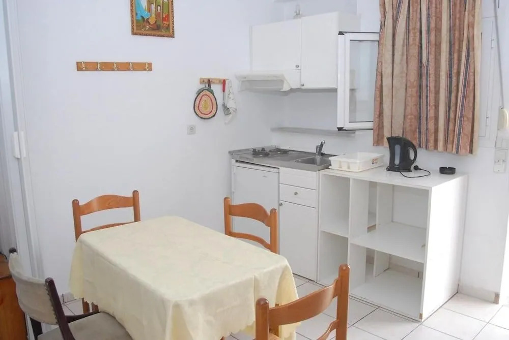 Amazona Apartments and Studios