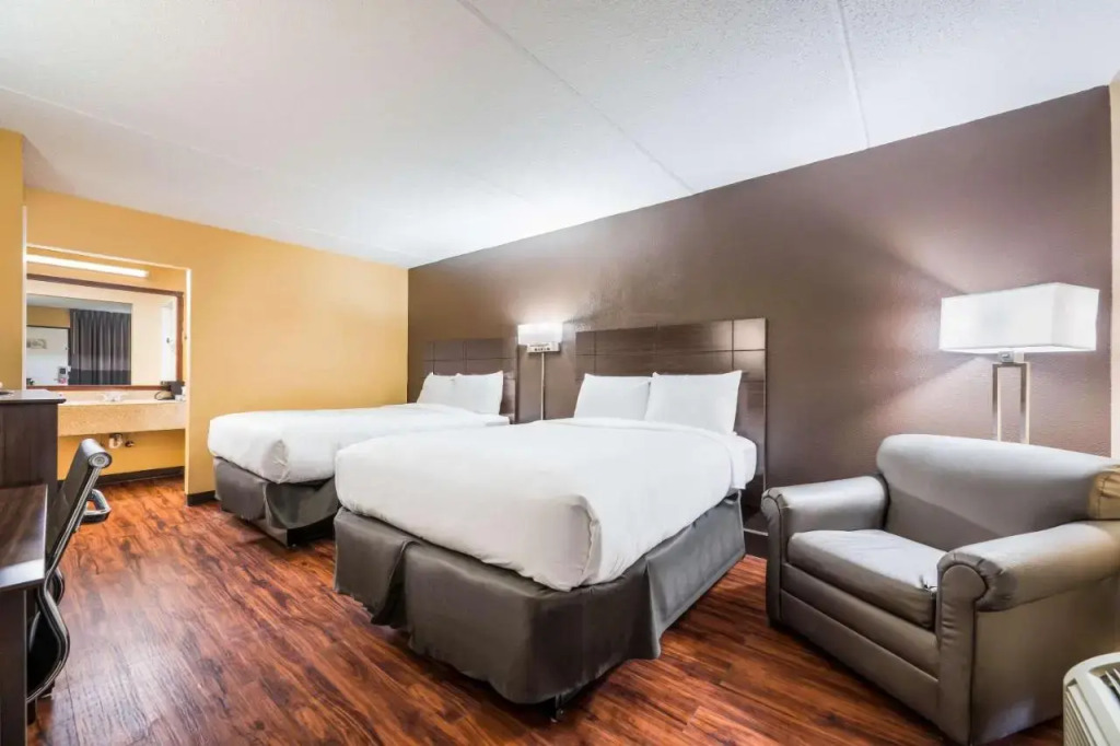 Riverchase Hotel