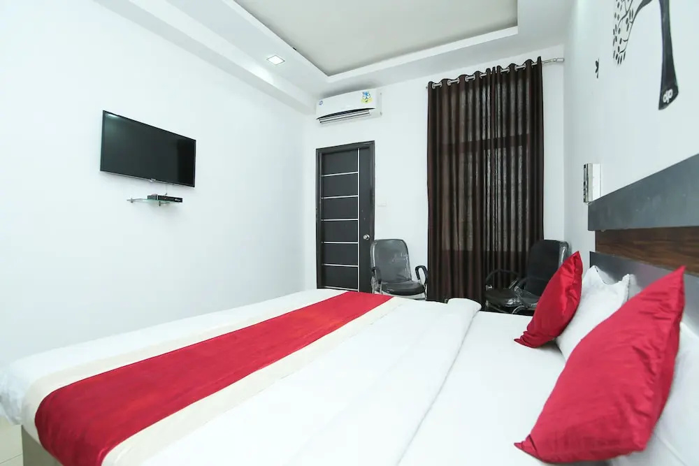 White Pearl - Jabalpur