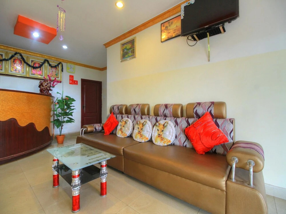 OYO 14434 Hotel RJ Inn