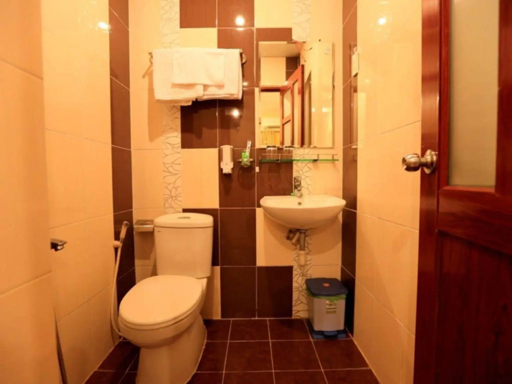 Tuan Viet Hotel