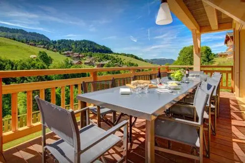 Chalet Meringue - OVO Network