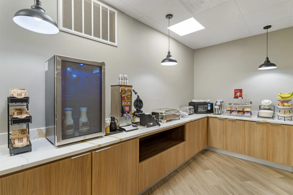 Best Western Plus Pearland/Houston Medical Center Hotel