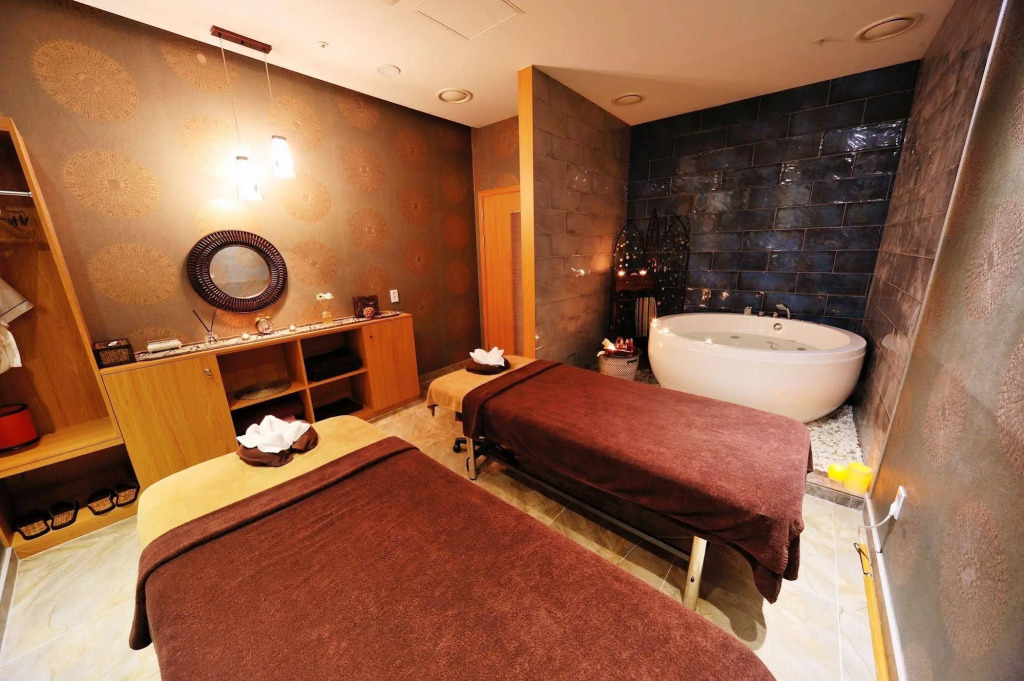 Dormy Inn Premium Seoul Garosugil